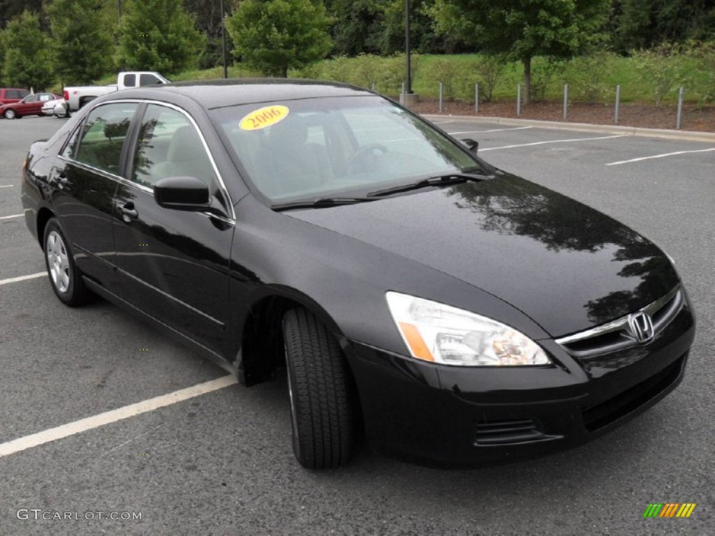 2006 Accord LX Sedan - Nighthawk Black Pearl / Ivory photo #5
