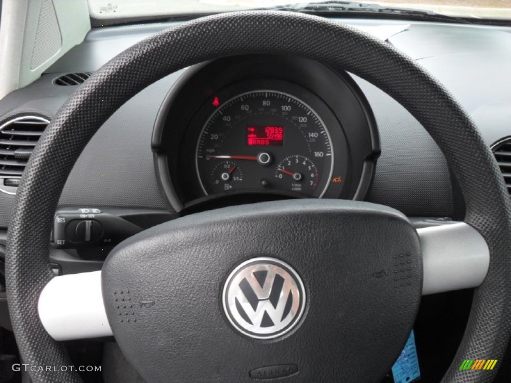 2008 Volkswagen New Beetle S Coupe Steering Wheel Photos