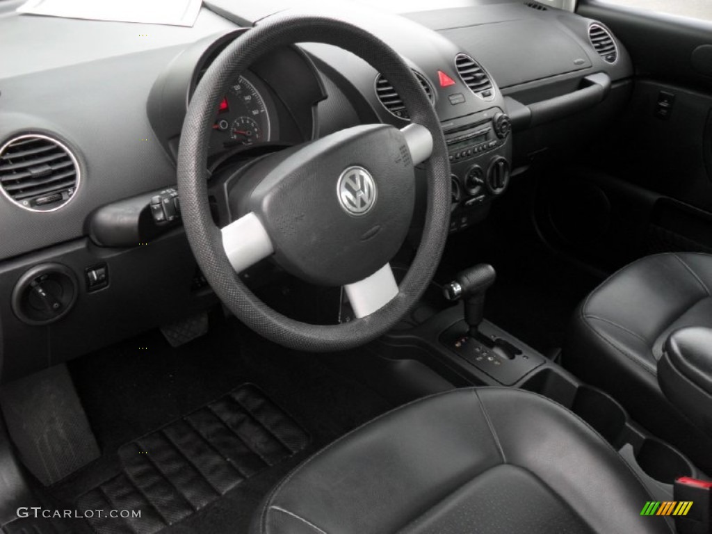 Black Interior 2008 Volkswagen New Beetle S Coupe Photo #54356194