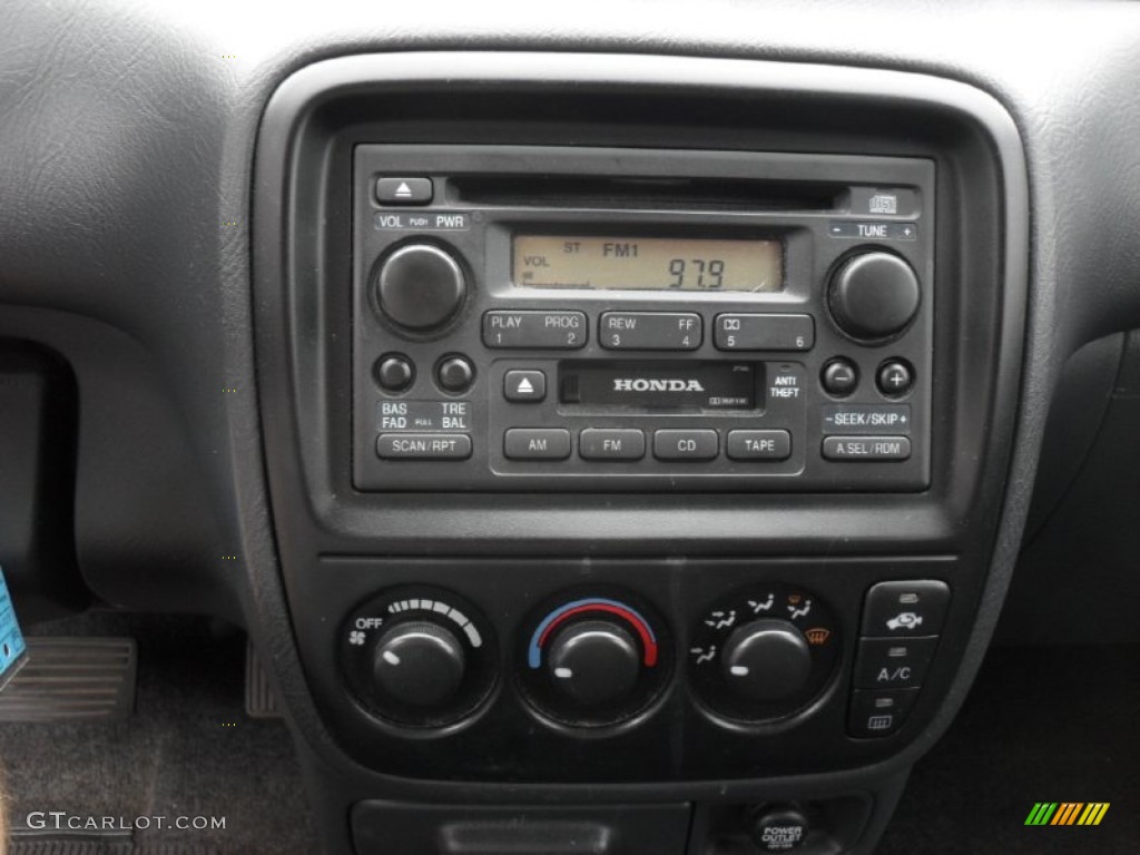 2001 Honda CR-V Special Edition 4WD Audio System Photo #54356251