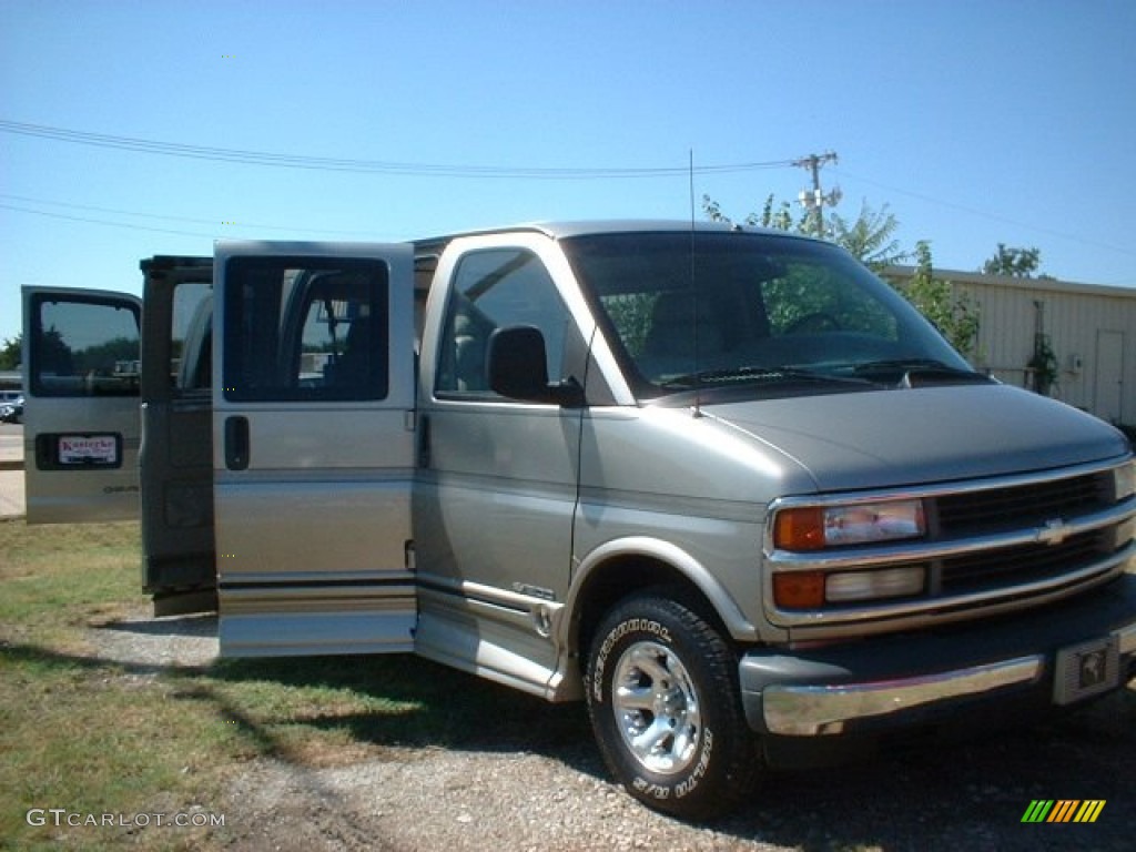 2002 chevrolet express 1500 conversion van
