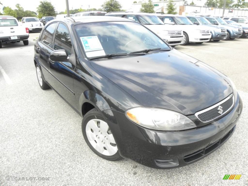 Fantasy Black Metallic Suzuki Reno