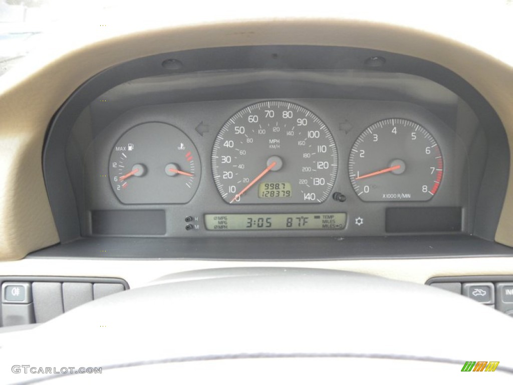 2000 Volvo S70 Standard S70 Model Gauges Photo #54357478