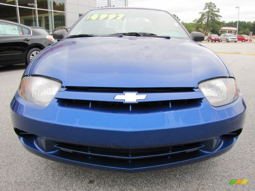 2004 Cavalier Sedan - Arrival Blue Metallic / Graphite photo #8