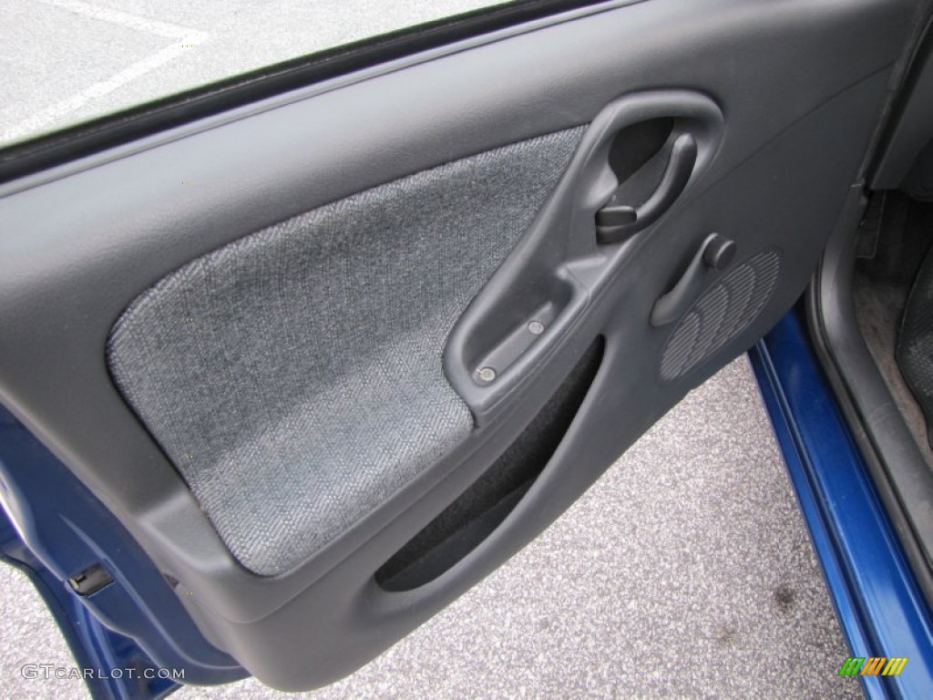 2004 Cavalier Sedan - Arrival Blue Metallic / Graphite photo #10