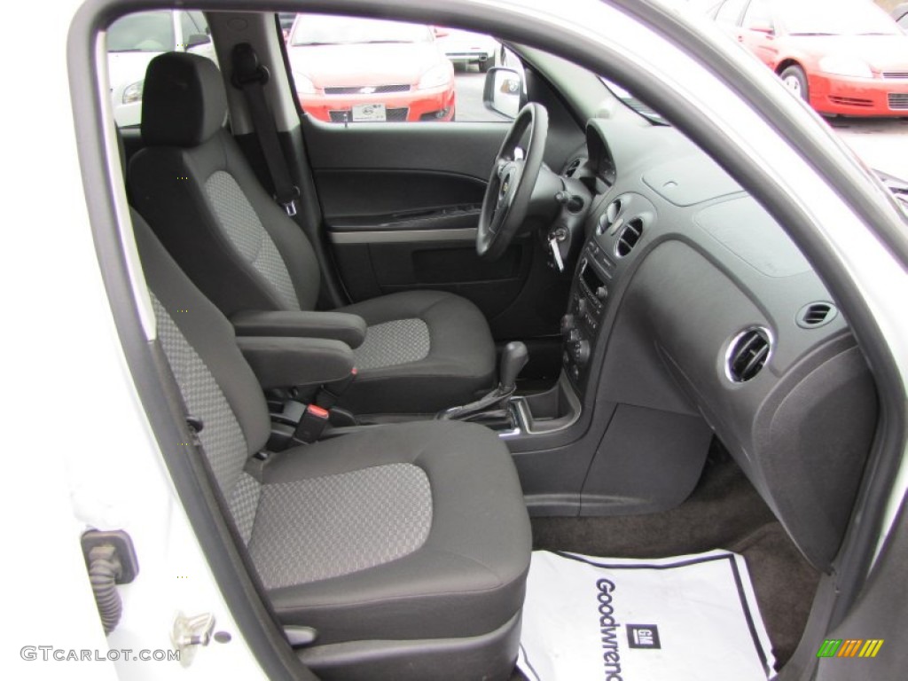2011 HHR LT - Arctic Ice White / Ebony photo #15