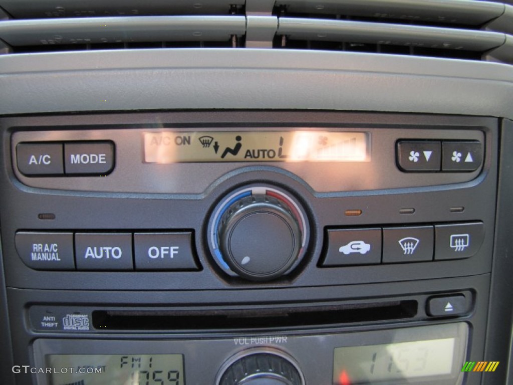 2004 Honda Pilot EX-L 4WD Controls Photo #54361837