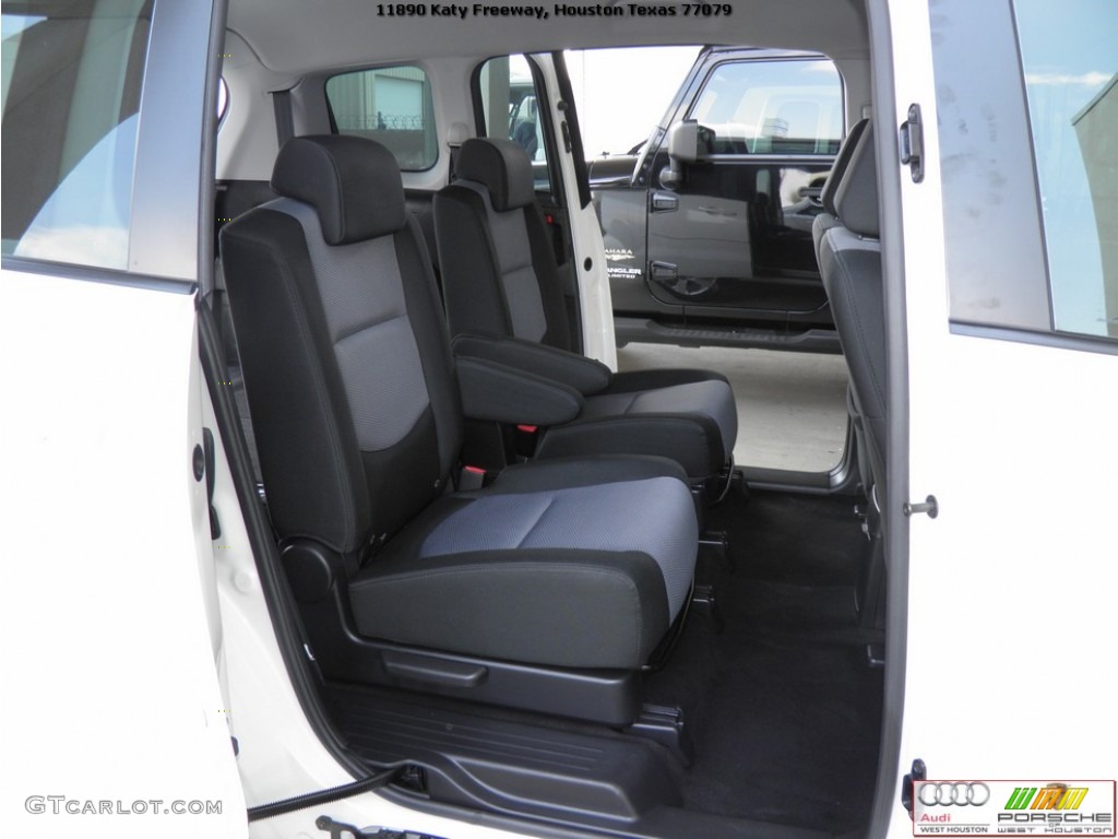 2006 MAZDA5 Sport - Whitewater Pearl / Black photo #21