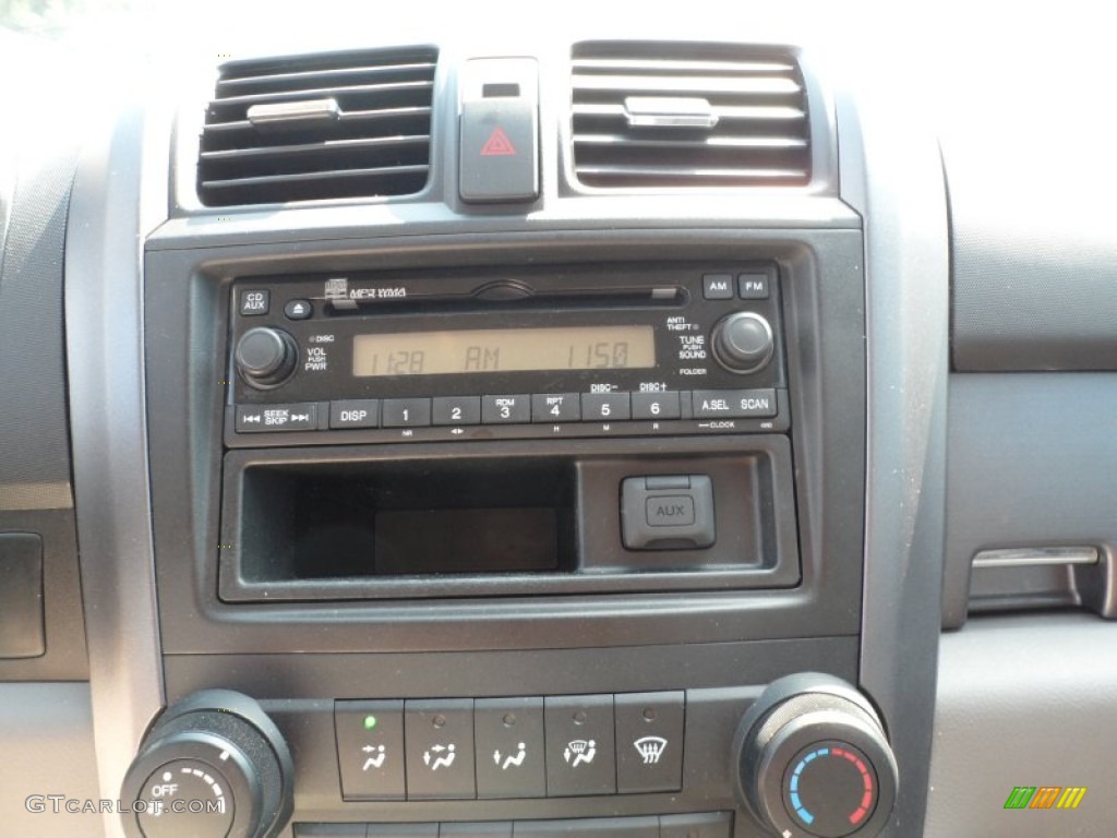 2009 Honda CR-V LX Audio System Photos