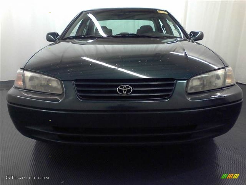 1998 Camry LE - Dark Green Metallic / Gray photo #2