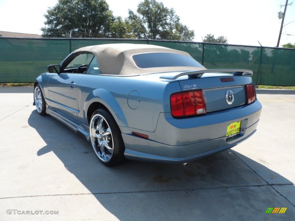 2006 Mustang V6 Premium Convertible - Windveil Blue Metallic / Light Graphite photo #6