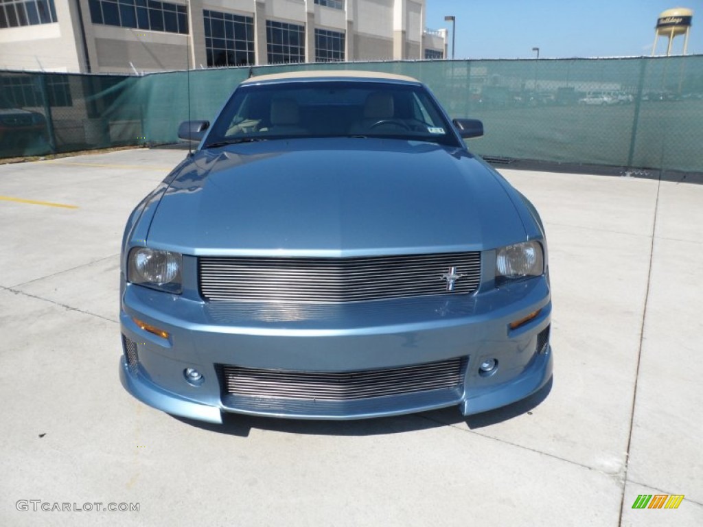 2006 Mustang V6 Premium Convertible - Windveil Blue Metallic / Light Graphite photo #9