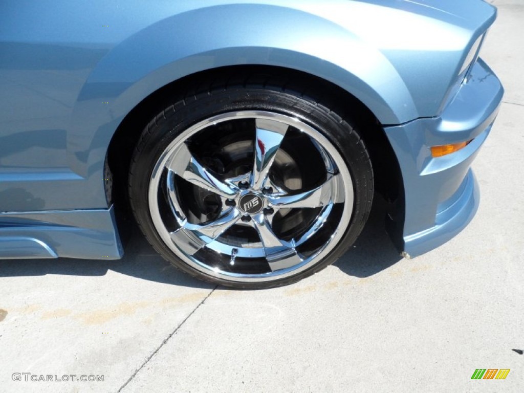 2006 Mustang V6 Premium Convertible - Windveil Blue Metallic / Light Graphite photo #16