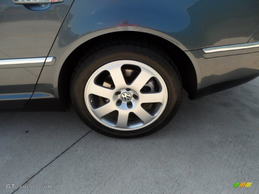 2004 Volkswagen Phaeton V8 4Motion Sedan Wheel Photo #54371509
