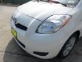 2009 Polar White Toyota Yaris 3 Door Liftback  photo #10