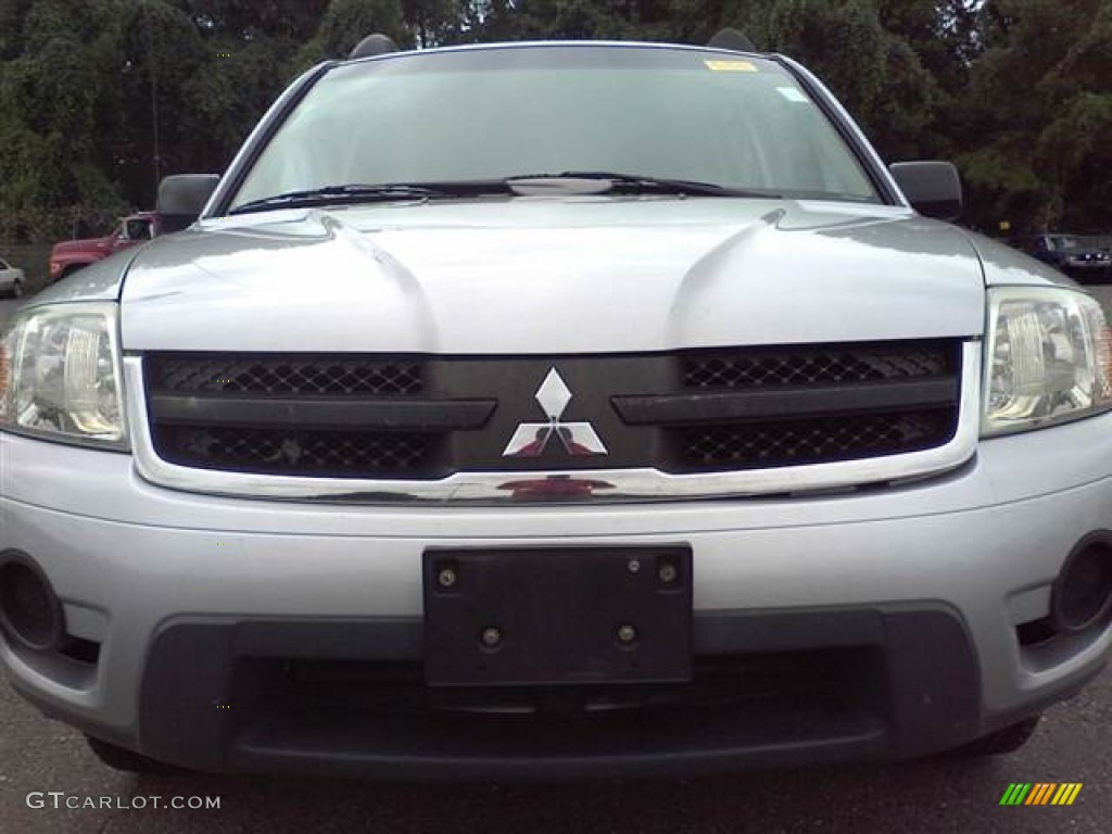 2006 Endeavor LS - Liquid Silver Metallic / Charcoal photo #2