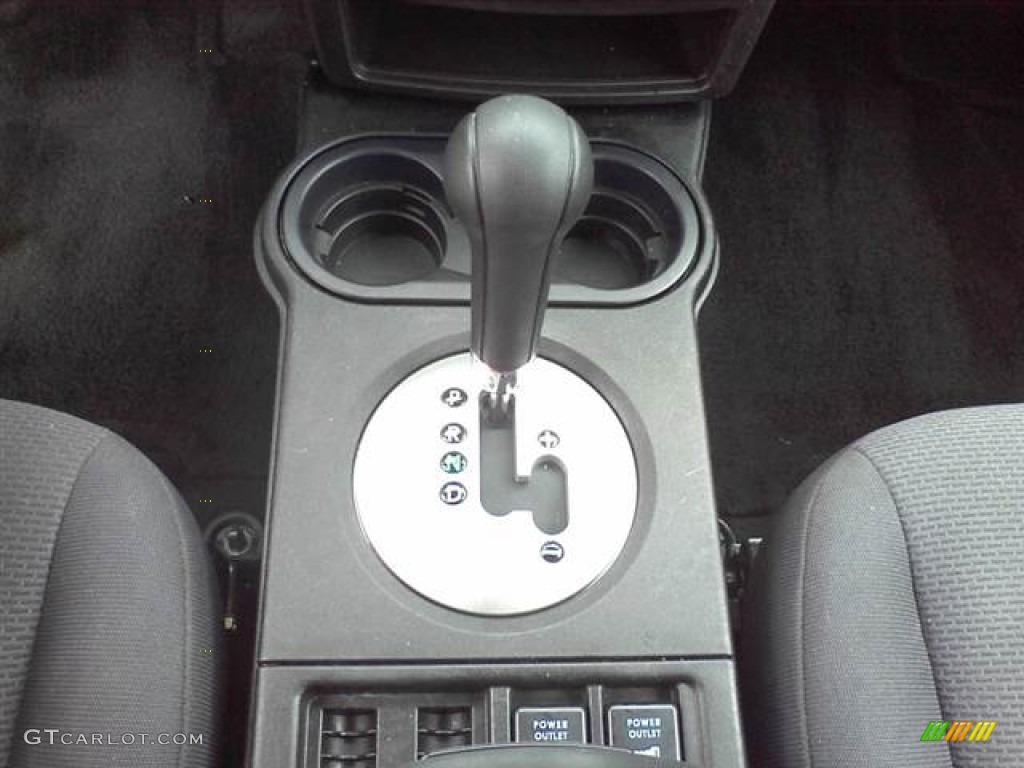 2006 Endeavor LS - Liquid Silver Metallic / Charcoal photo #10