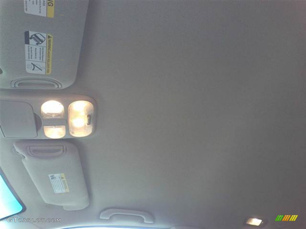 2006 Endeavor LS - Liquid Silver Metallic / Charcoal photo #14