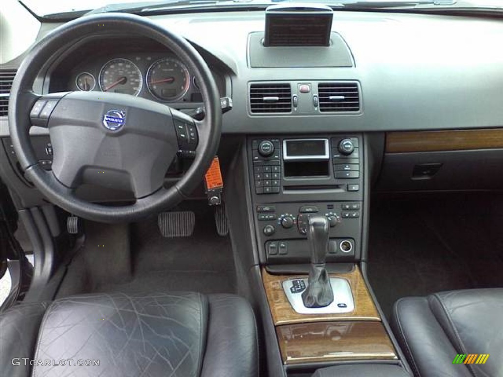 2005 Volvo XC90 2.5T AWD Graphite Dashboard Photo #54372206