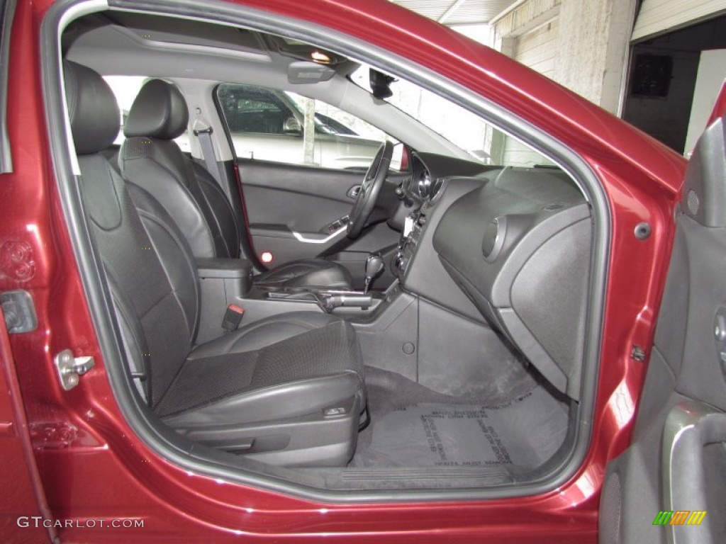 2010 G6 GT Sedan - Performance Red Metallic / Ebony photo #10