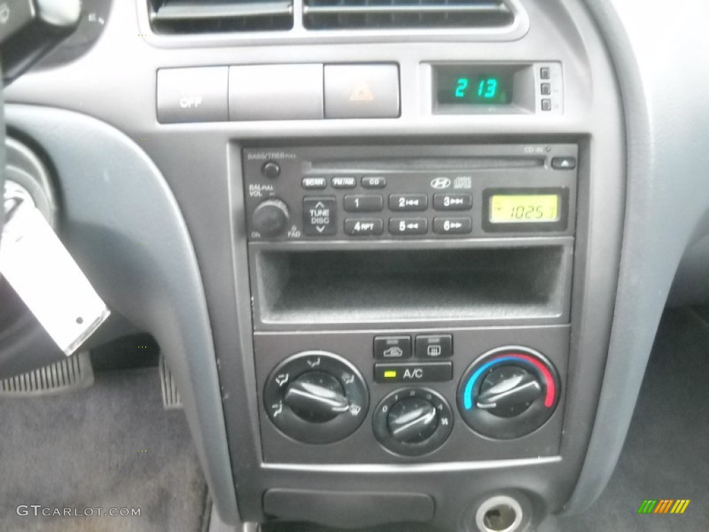 2002 Elantra GLS Sedan - Silver Pewter / Gray photo #17