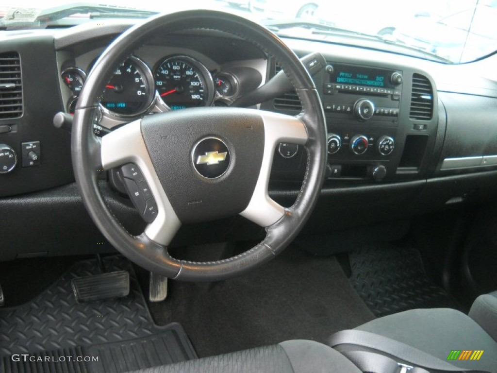 2009 Silverado 1500 LT Extended Cab 4x4 - Victory Red / Ebony photo #13