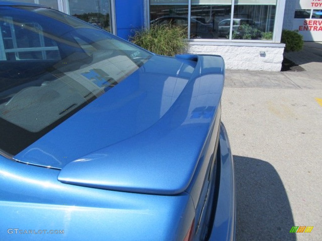 2001 Focus SE Sedan - Light Sapphire Blue Metallic / Medium Graphite Grey photo #4