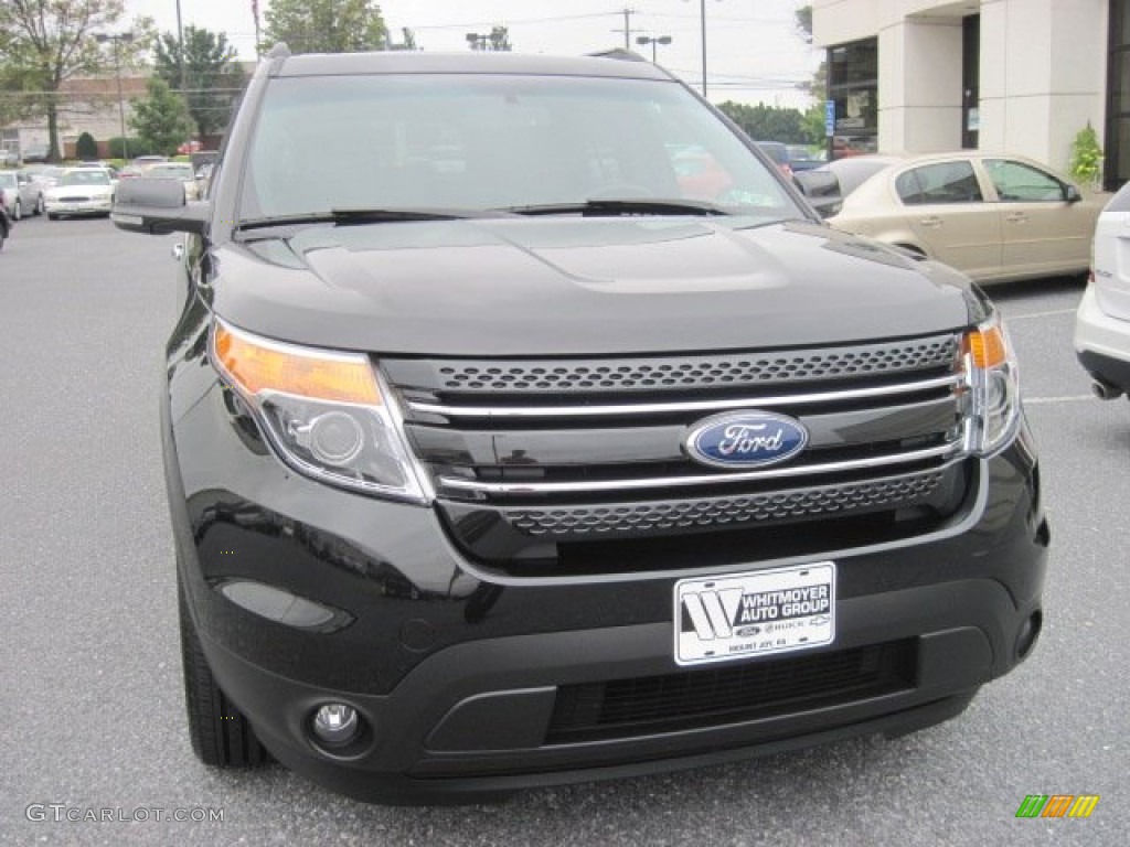 2011 Explorer Limited 4WD - Tuxedo Black Metallic / Charcoal Black photo #2