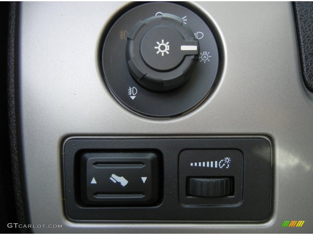 2010 F150 Lariat SuperCab 4x4 - Dark Blue Pearl Metallic / Black photo #26