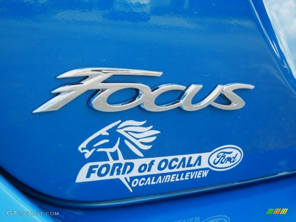 2012 Focus SE Sport 5-Door - Blue Candy Metallic / Two-Tone Sport photo #4