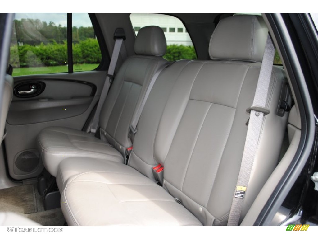 Medium Pewter Interior 2004 Buick Rainier CXL Photo #54392903
