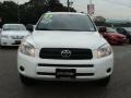 Super White - RAV4 4WD Photo No. 2