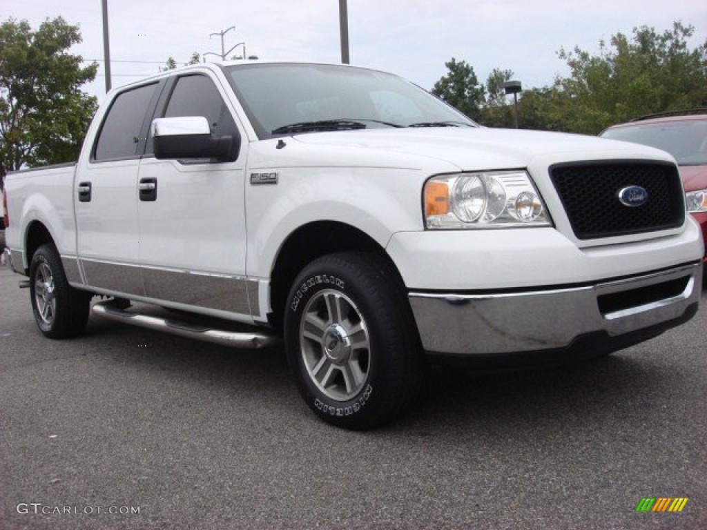 2006 F150 XLT SuperCrew - Oxford White / Medium/Dark Flint photo #1