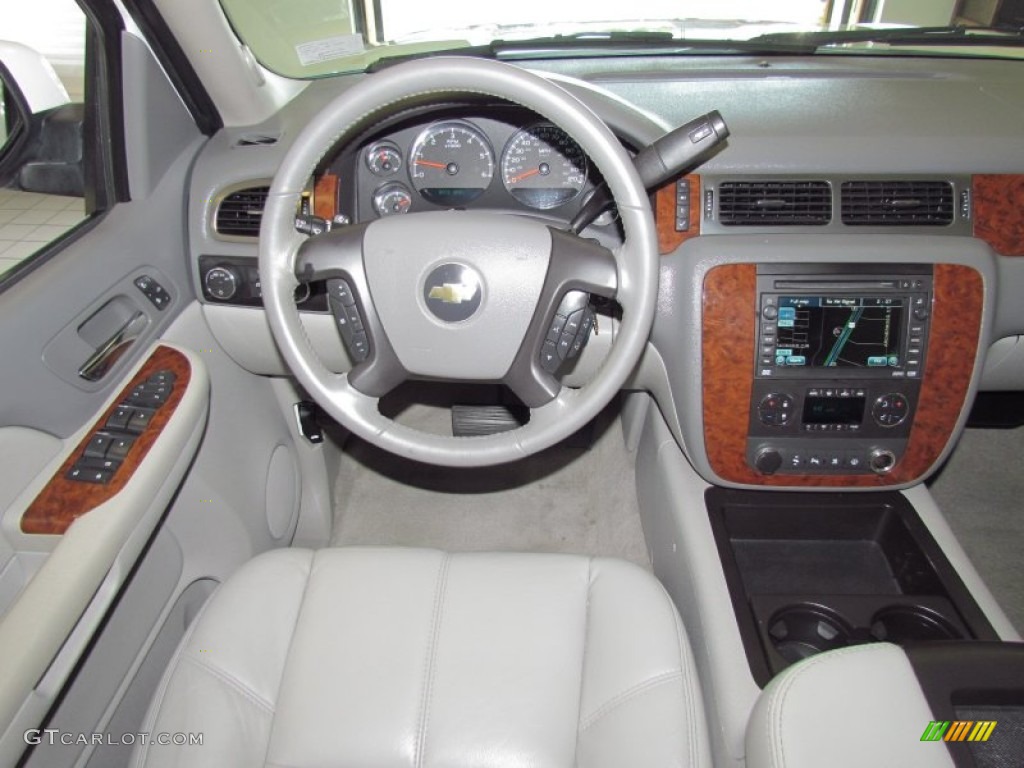2007 Chevrolet Tahoe LTZ 4x4 Dark Titanium/Light Titanium Dashboard Photo #54396112
