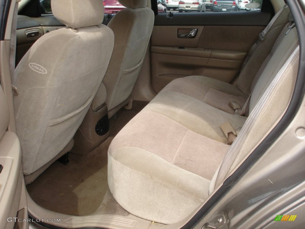 Medium Parchment Interior 2002 Ford Taurus SES Photo #54397879