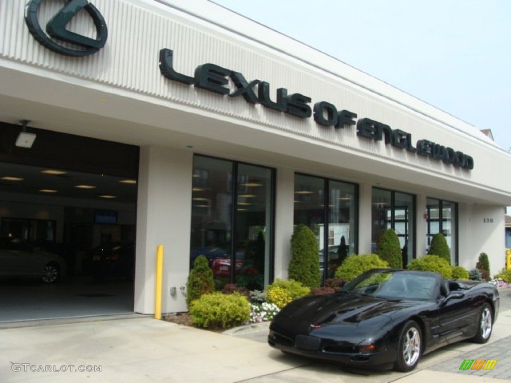 Black Chevrolet Corvette