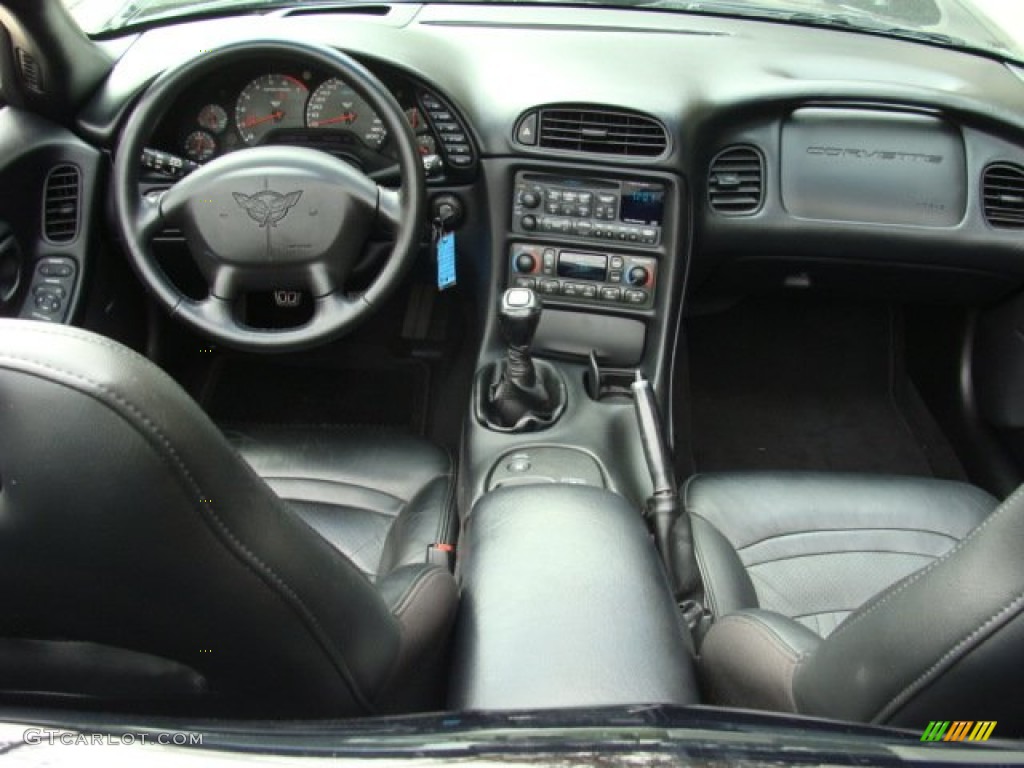 2004 Corvette Convertible - Black / Black photo #9
