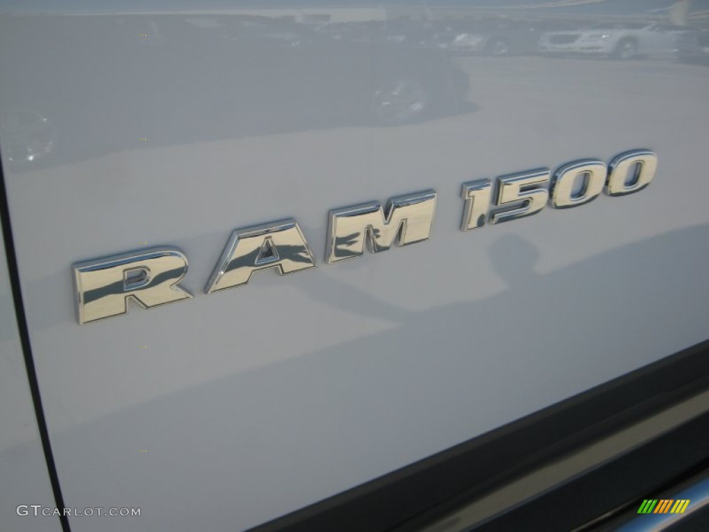 2011 Ram 1500 SLT Quad Cab - Bright White / Dark Slate Gray/Medium Graystone photo #23
