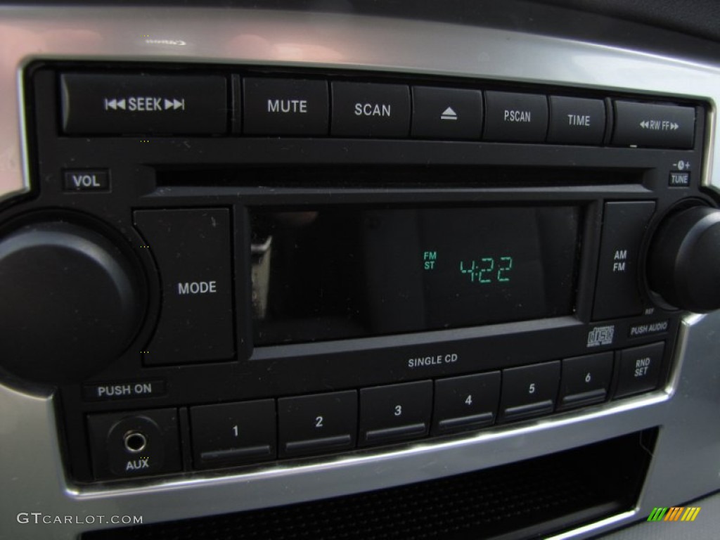 2007 Dodge Ram 3500 SLT Quad Cab Dually Audio System Photos
