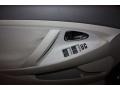 Super White - Camry LE Photo No. 19