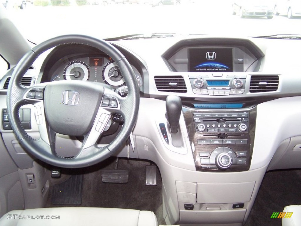 2011 Honda Odyssey Touring Gray Dashboard Photo #54409554