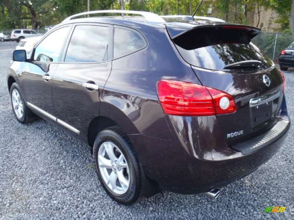 2011 Rogue SV - Wicked Black / Black photo #3