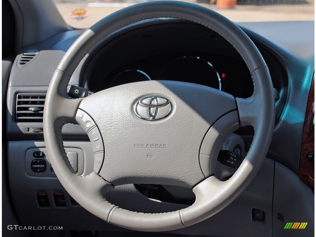2009 Toyota Sienna XLE Steering Wheel Photos