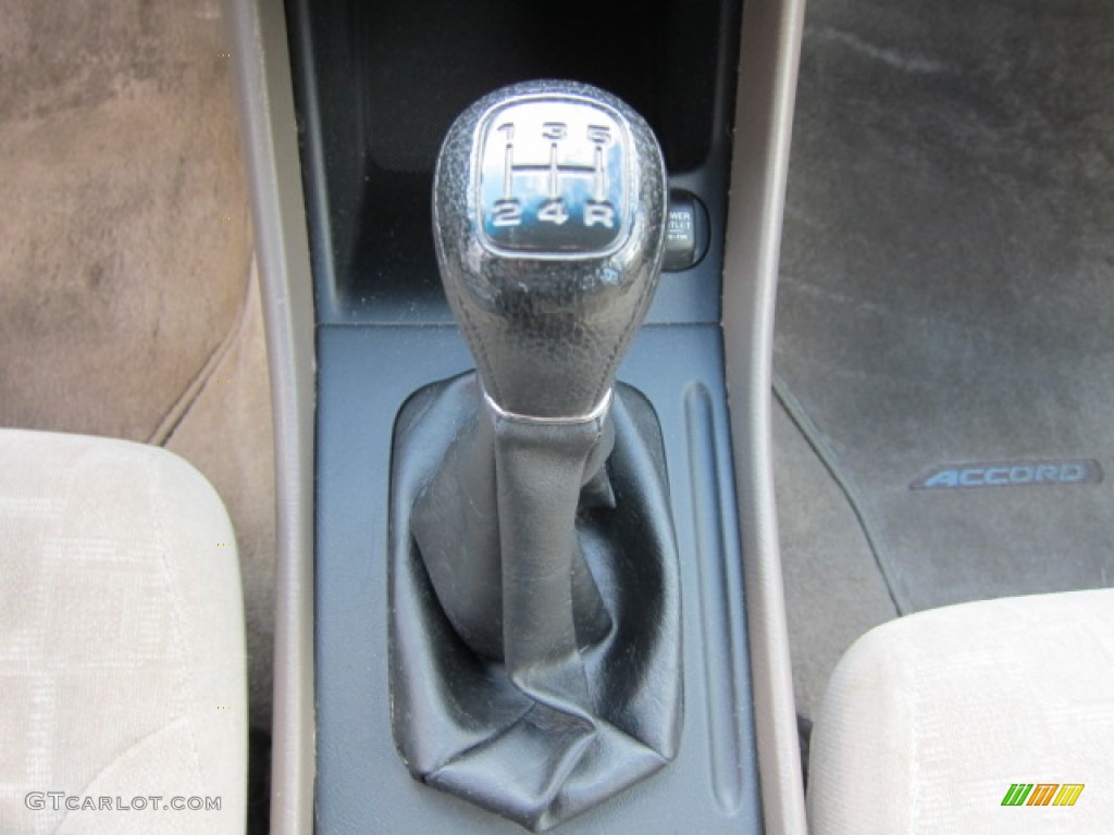 2001 Honda Accord EX Sedan 5 Speed Manual Transmission Photo #54412030