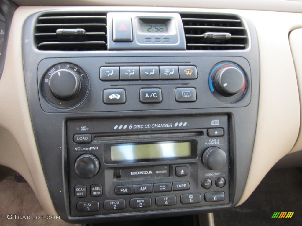2001 Honda Accord EX Sedan Controls Photo #54412039