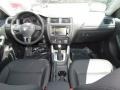 Black - Jetta SE Sedan Photo No. 5