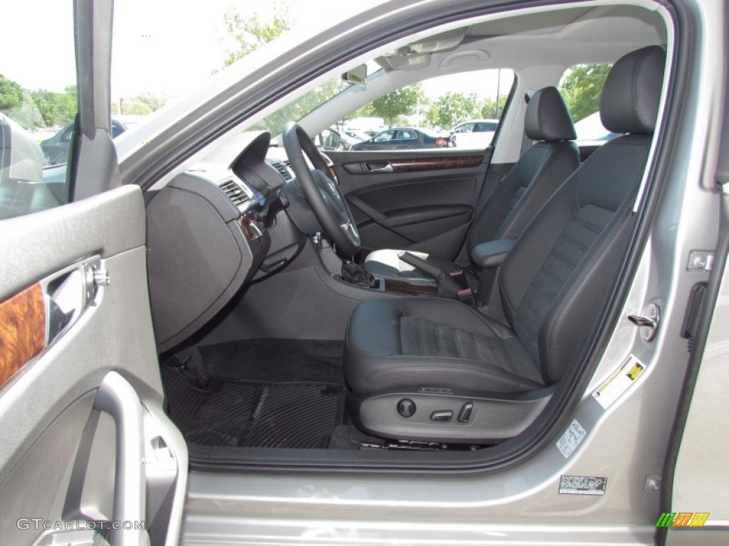 Titan Black Interior 2012 Volkswagen Passat TDI SEL Photo #54413614