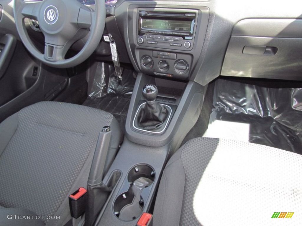 Titan Black Interior 2012 Volkswagen Jetta S Sedan Photo #54413752