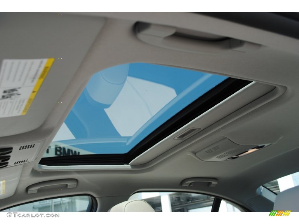 2011 3 Series 335d Sedan - Jet Black / Oyster/Black Dakota Leather photo #12
