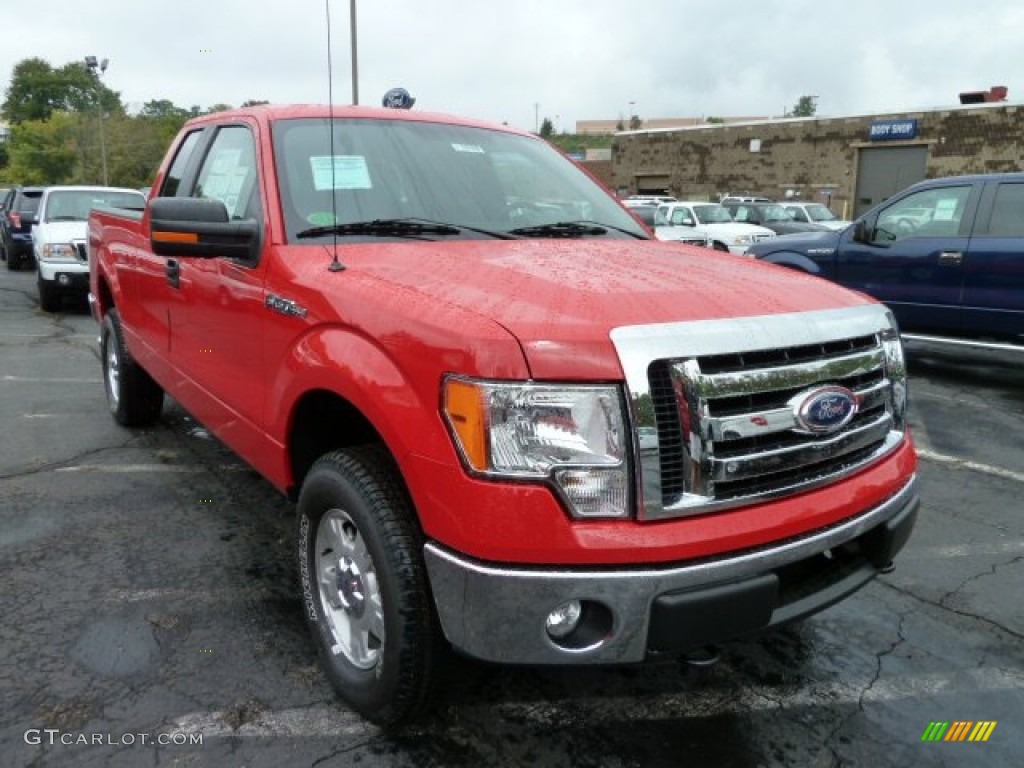 2011 F150 XLT SuperCab 4x4 - Race Red / Steel Gray photo #1